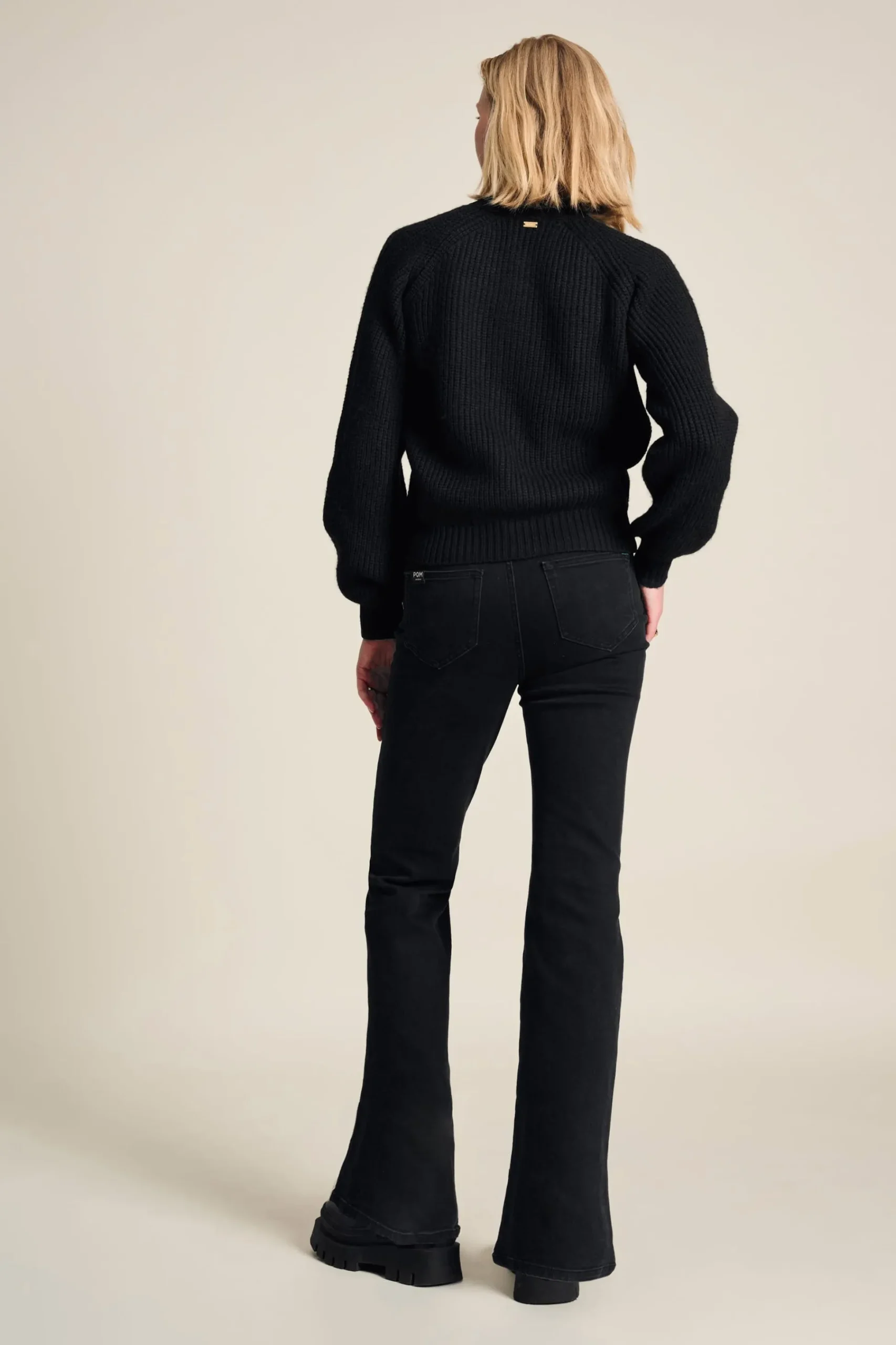 Jeans|Broeken>POM Amsterdam JEANS Esmee Flare Vintage Black