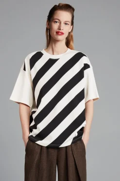 Tops & Turtlenecks>POM Amsterdam TSHIRT Meryl